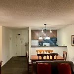 Tantalus Lodge Whistlers Boutique Hotel Suite