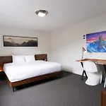 Adara Hotel