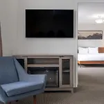 Adara Hotel