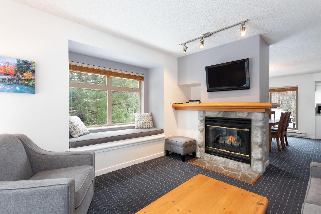 Placid By Whiski Jack Apartment Whistler
