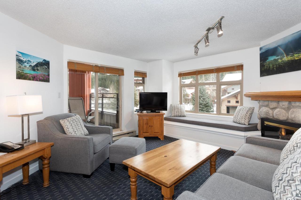 Placid By Whiski Jack Apartment Whistler