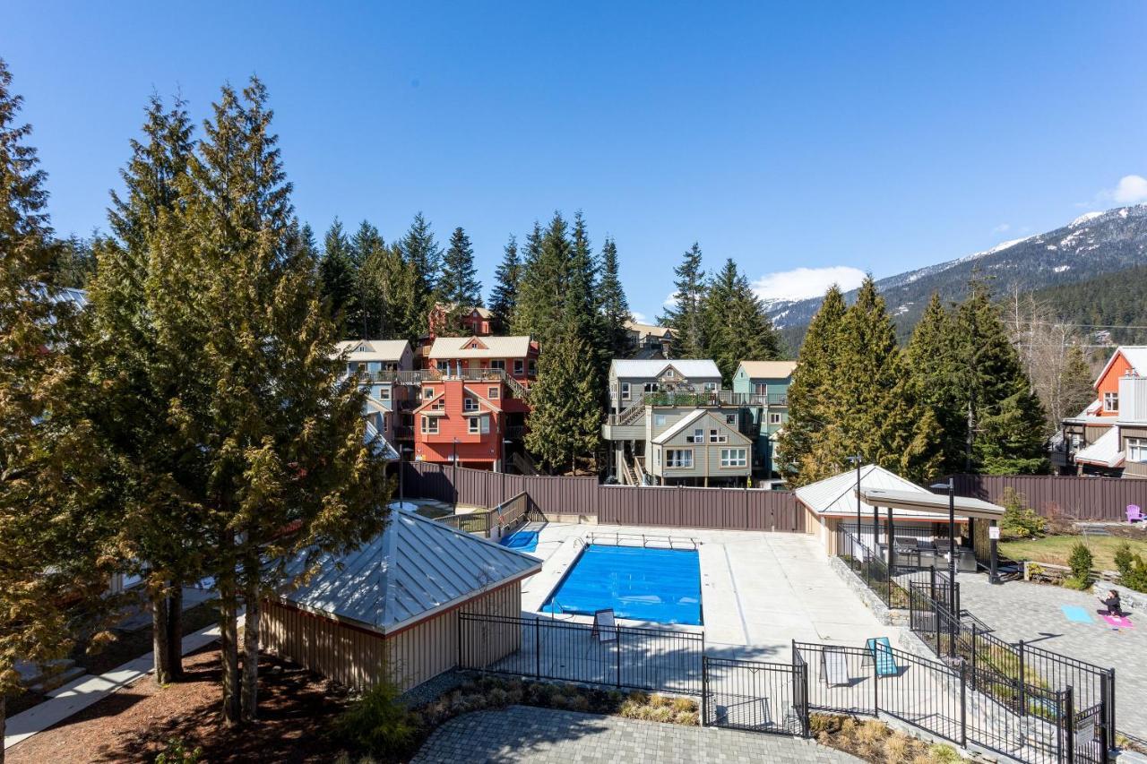 Placid By Whiski Jack Apartment Whistler