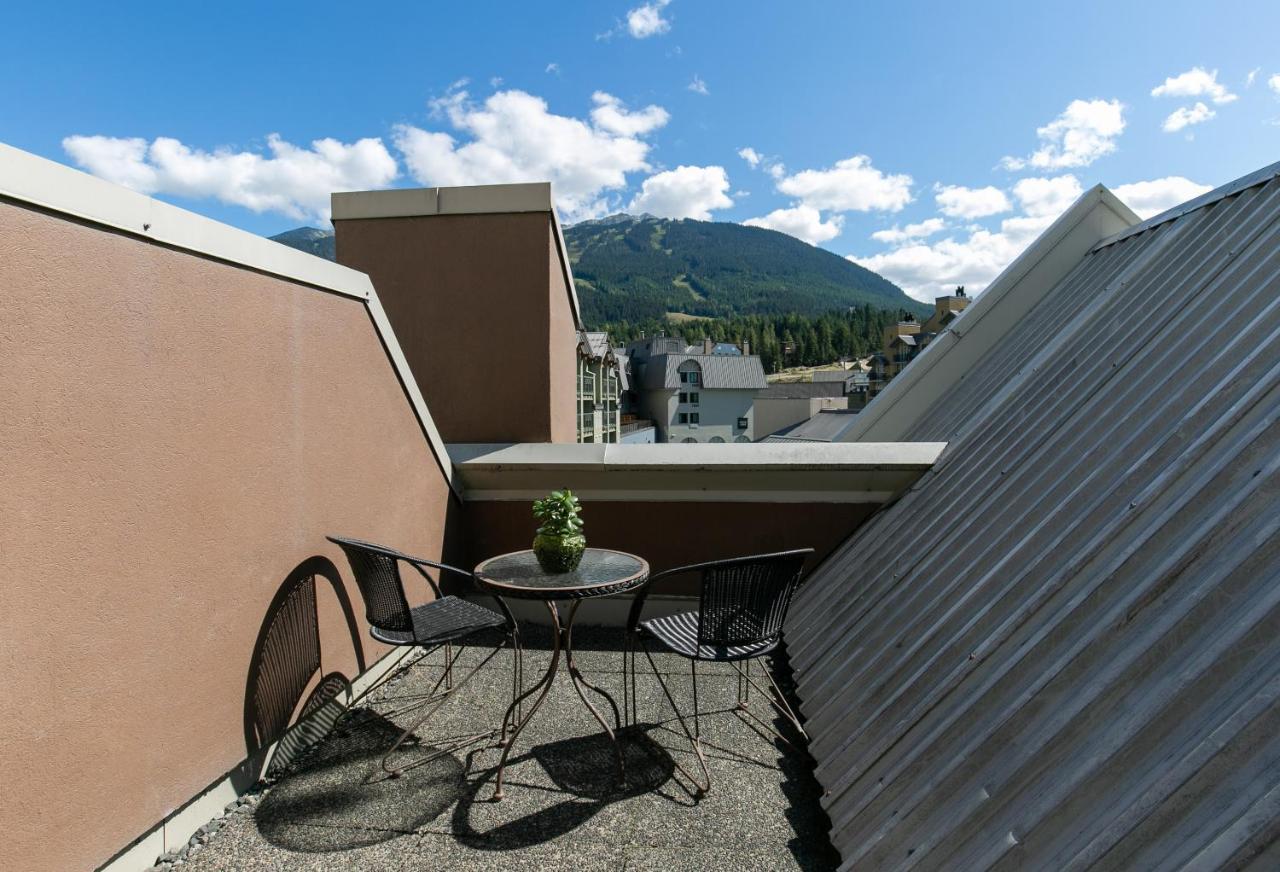 Hotel Adara Whistler