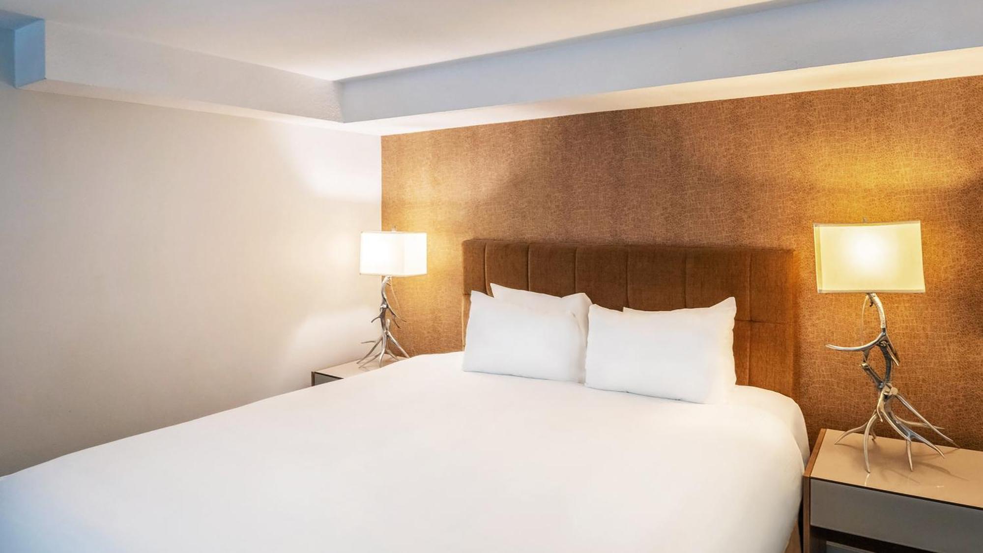 Executive Hotel