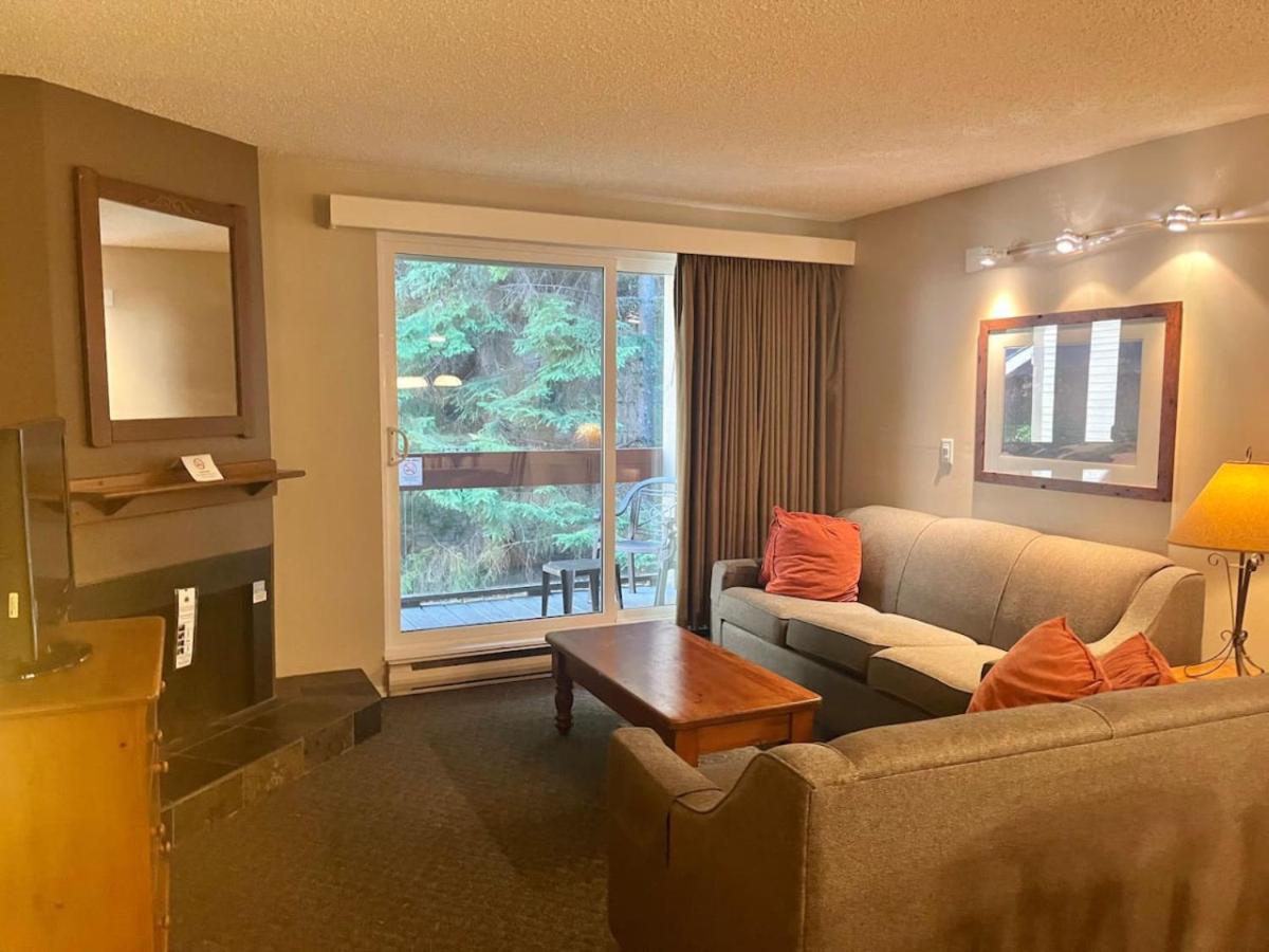 Tantalus Whistlers Boutique * Whistler
