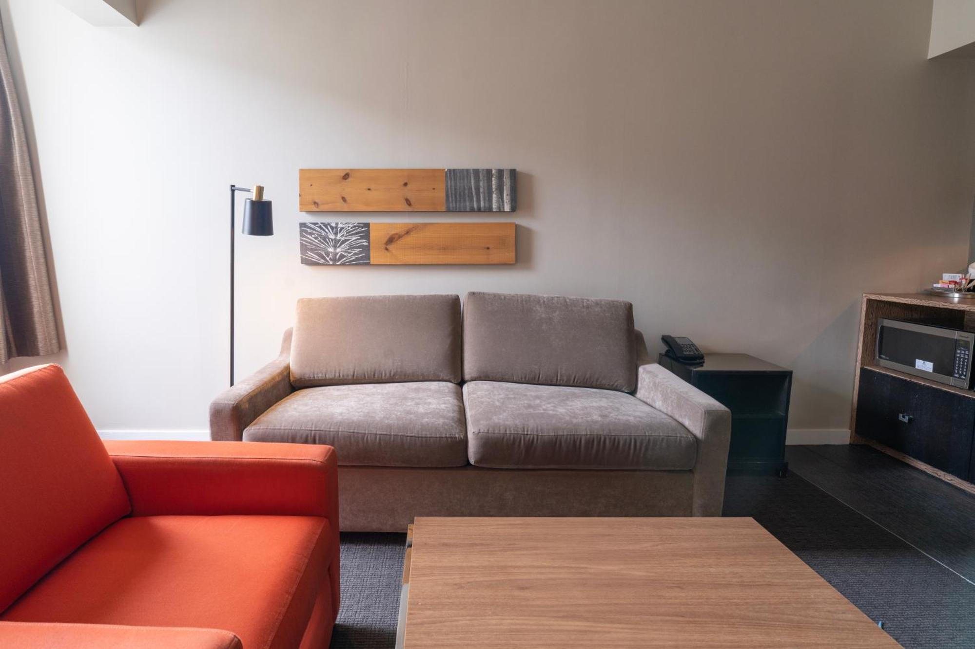 Hotel Adara