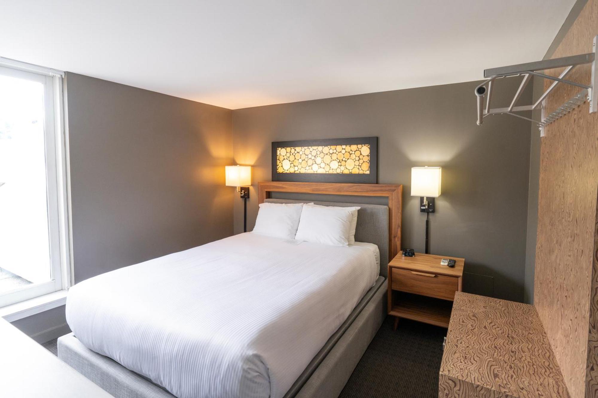 Adara Hotel 4*
