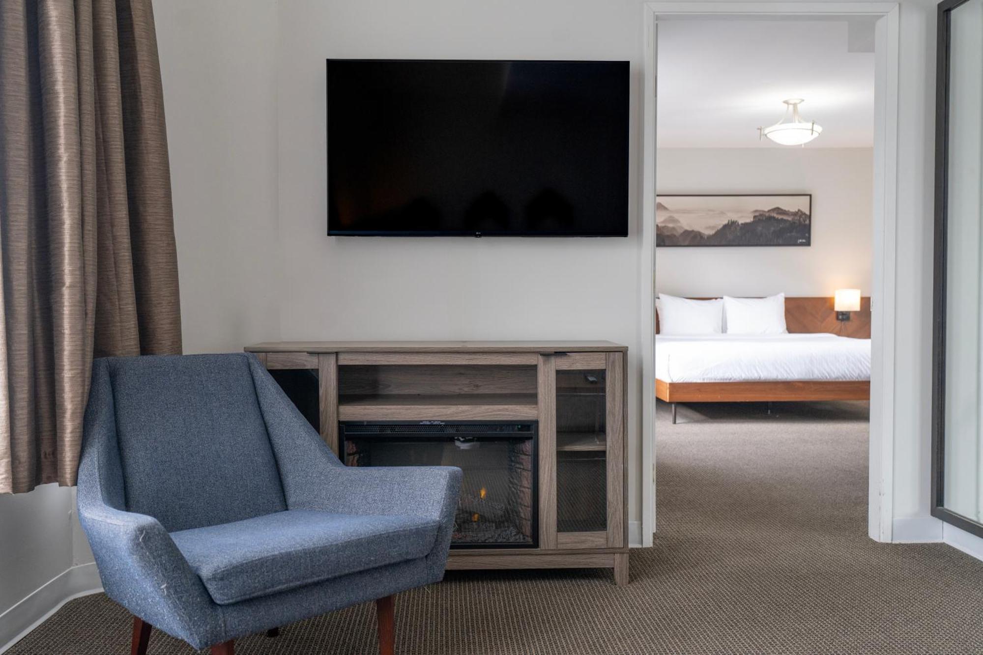 Adara Hotel 4*