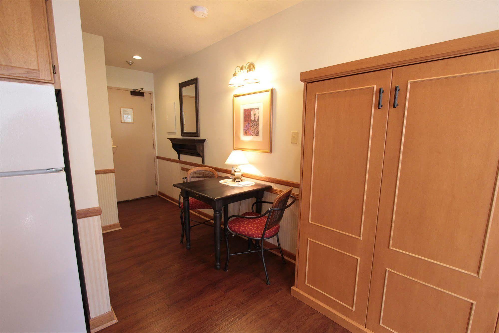 Clock Tower Apartment