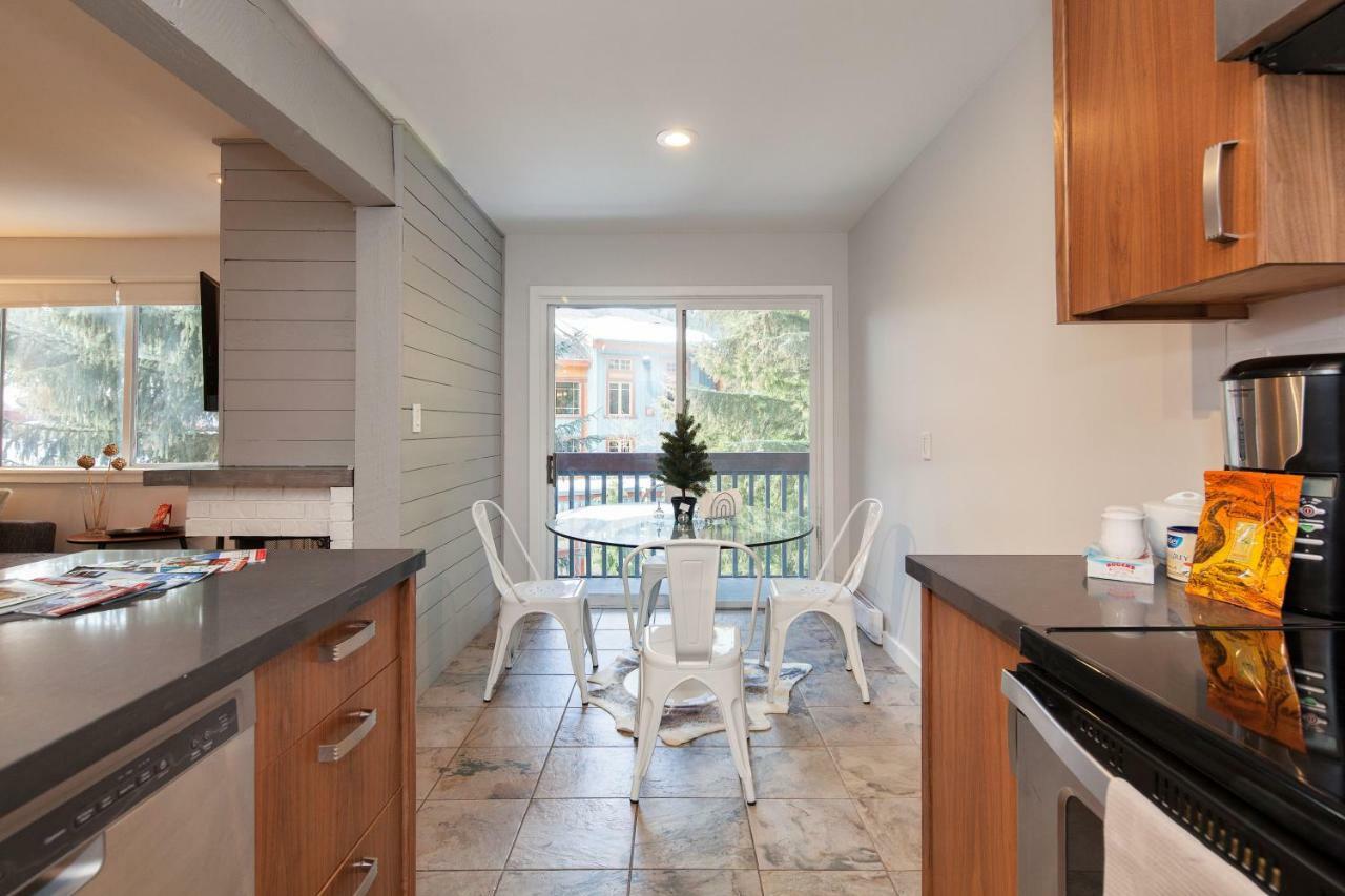 Apartment Gorgeous Creekside Studio