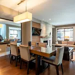 Fitzsimmons Walk Deluxe Townhome With Private Hot Tub Village Walking Distance