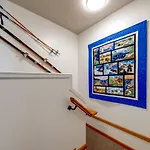 Central 2Br With Prime Amenities