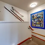 Central 2Br With Prime Amenities