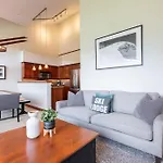Taluswood Bluffs By Outpost Whistler