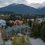 Pinnacle Hotel Whistler