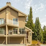 4Br Townhome With Garage & Mountain Views By Harmony Whistler