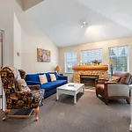 Tyndall Stone Lodge By Cozystay Signature Whistler
