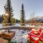 The Lookout Penthouse // A Luxe Suite In Whistler