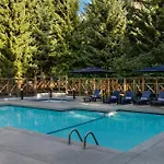 Delta Hotels By Marriott Whistler Village Suites