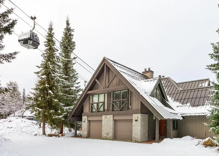 Pinnacle Ridge 21 | Family Townhome W/ Prime Ski Access, Hot Tub, 2 Living Rooms & Fireplace