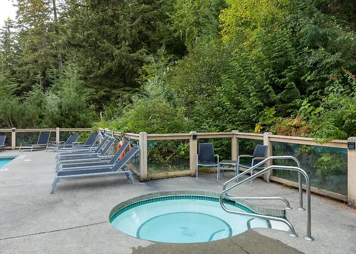 Taluswood 41 | Spacious Cabin-Style Home W/ Ski Access, Private Hot Tub & Media Den