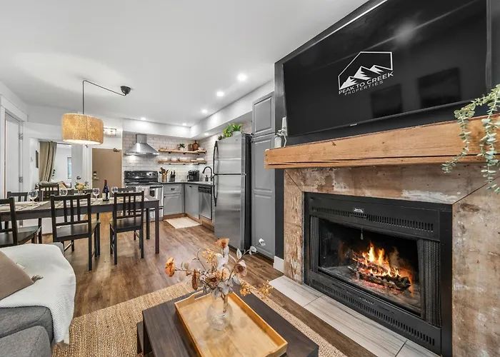Whistler Lakeside Hideaway
