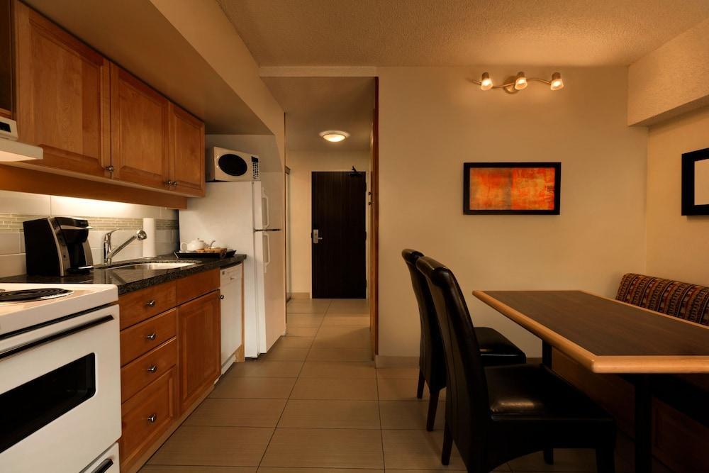 Hotel Mountain Side By Executive 3*
