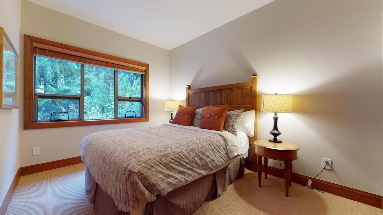 Holiday home Spacious With Private Hot Tub By Harmony