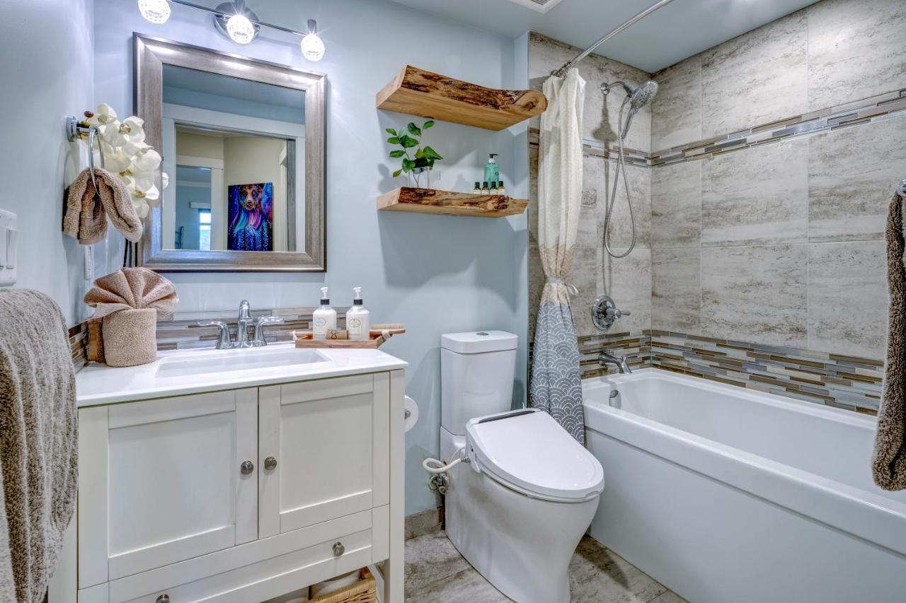 Apartment Sunpath Retreat- Convenience Meets Comfort & Style *