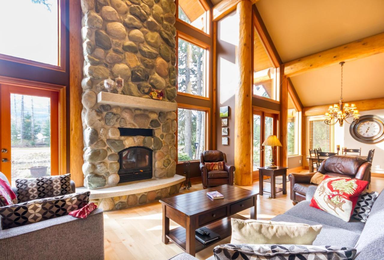 8140 Nicklaus North * Whistler