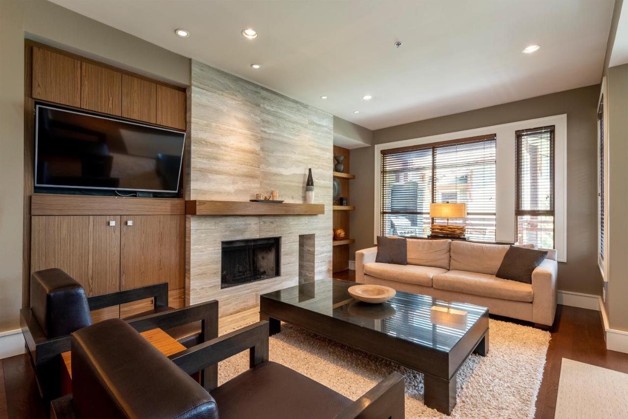 Holiday home Fitzsimmons Walk Deluxe Townhome With Private Hot Tub Village Walking Distance *