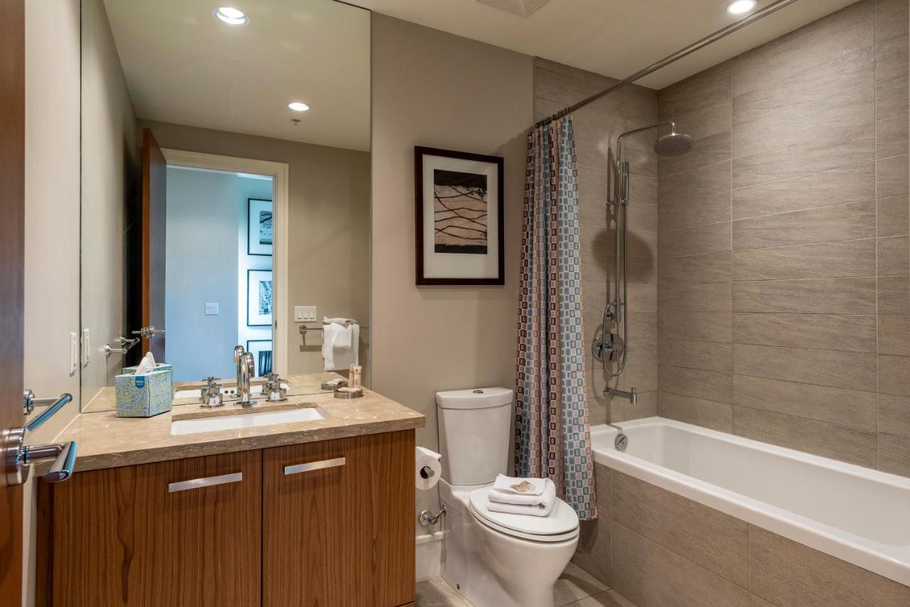 Fitzsimmons Walk Deluxe Townhome With Private Hot Tub Village Walking Distance * Whistler