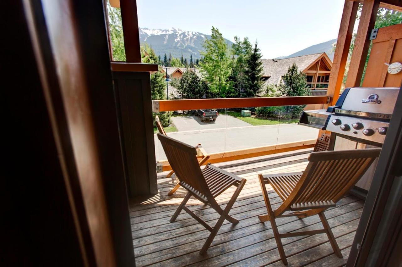 Admira - Lodge *