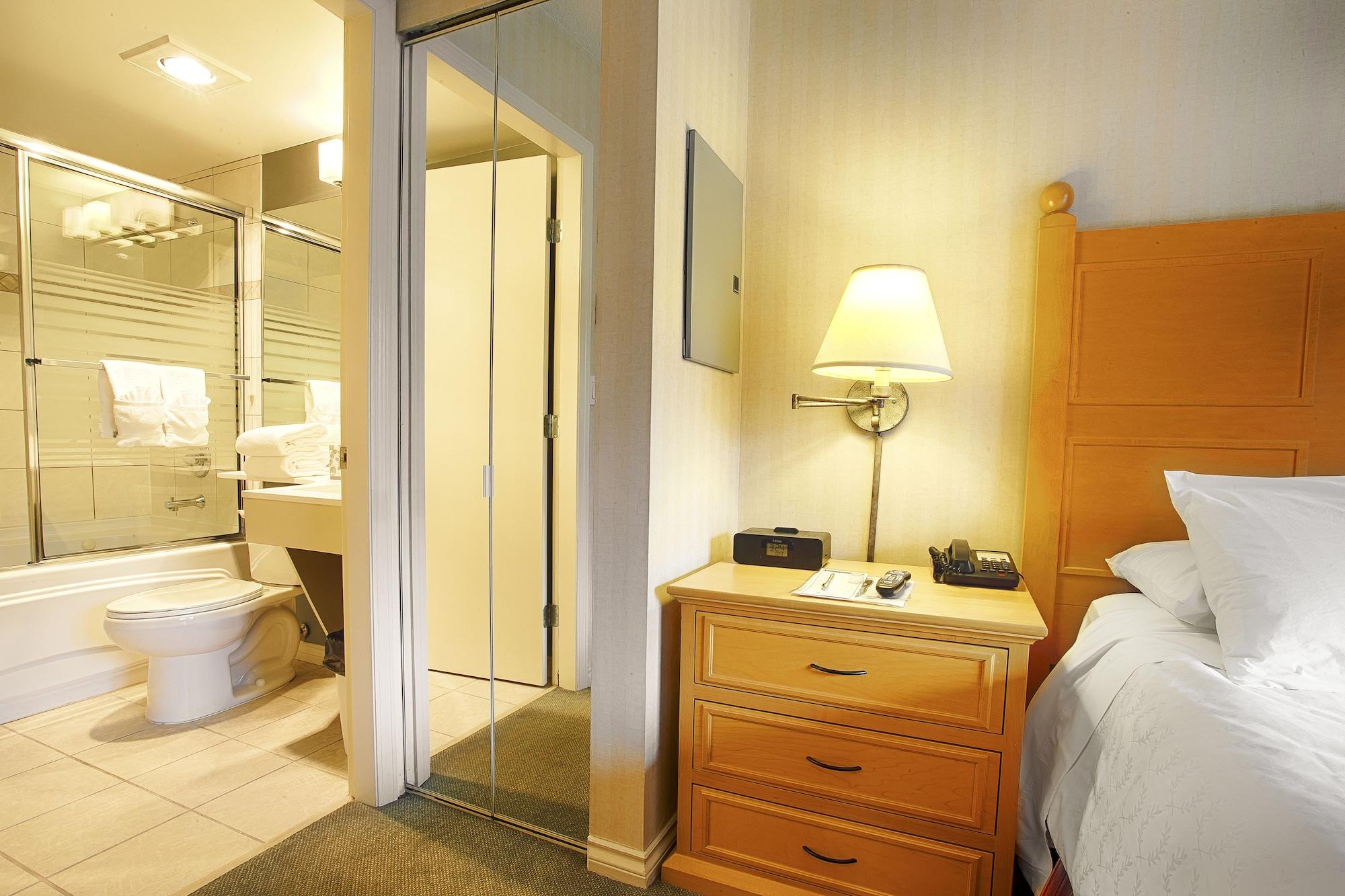 Pinnacle Hotel Whistler