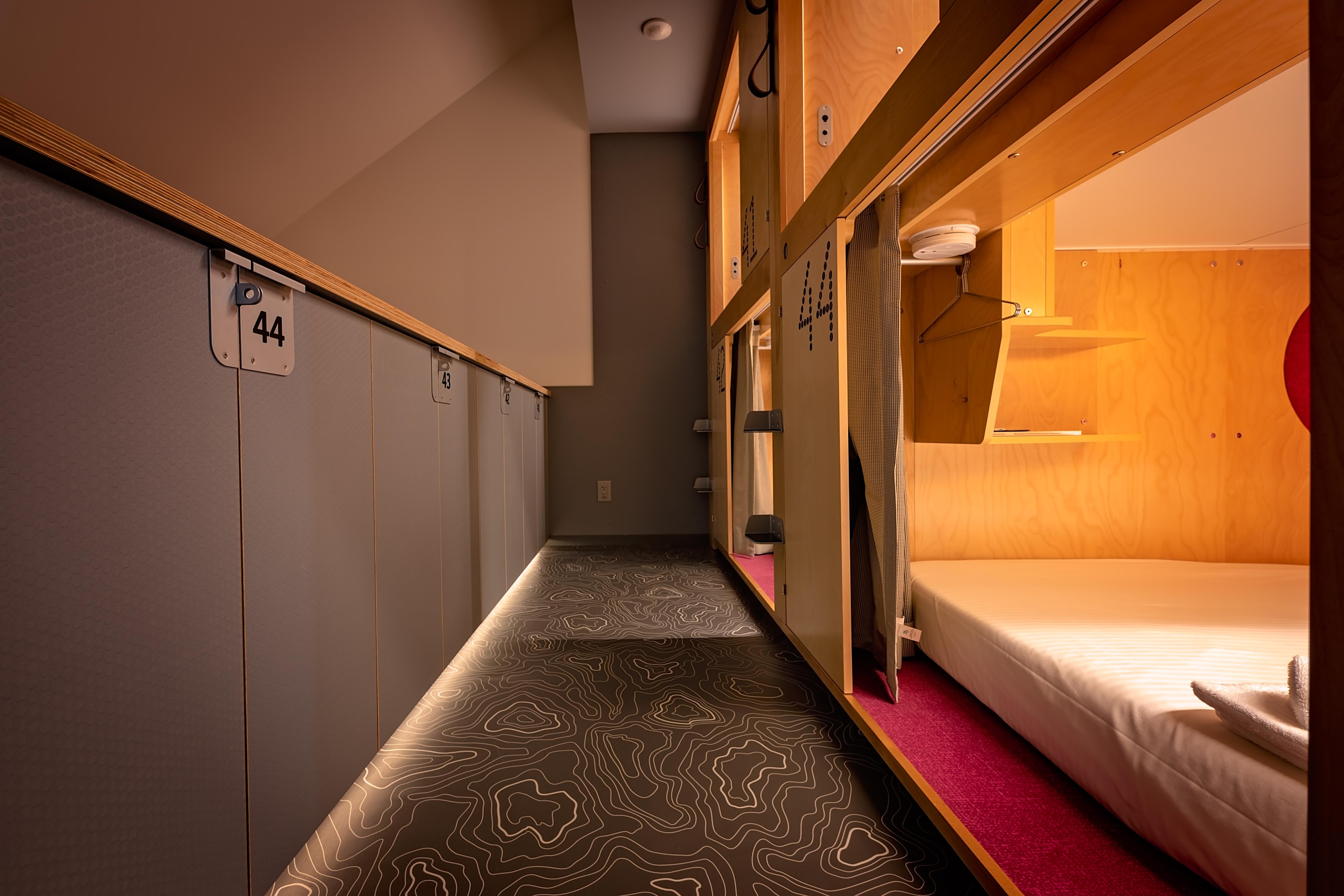 Pangea Pod (adults Only) Capsule hotel 3*