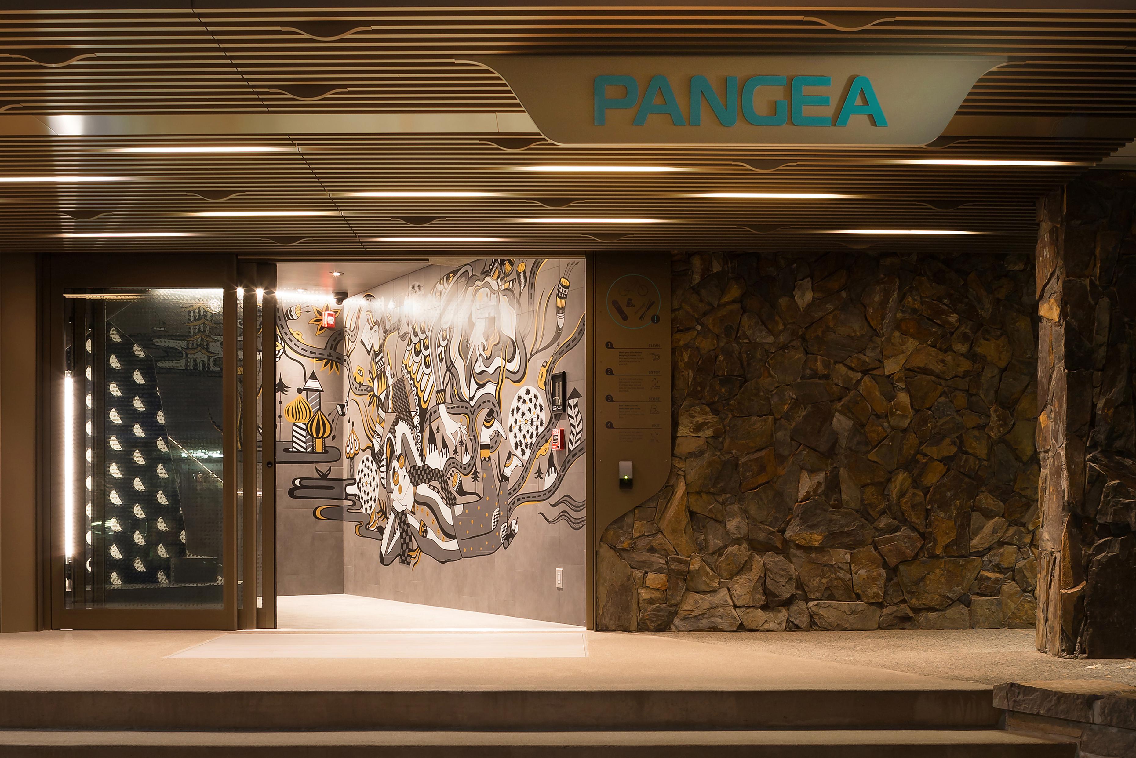Pangea Pod (adults Only) Capsule hotel Whistler