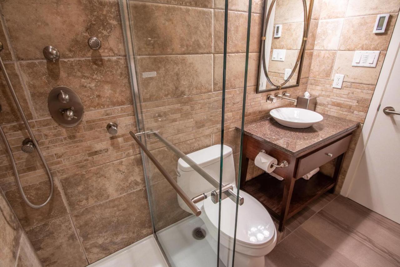 Pinnacle Ridge 23 - In Out, Newly Renovated, Private Hot Tub, Gas Fireplace Holiday home *