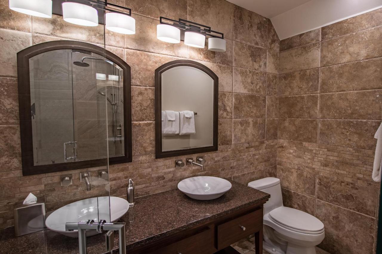 Holiday home Pinnacle Ridge 23 - In Out, Newly Renovated, Private Hot Tub, Gas Fireplace *