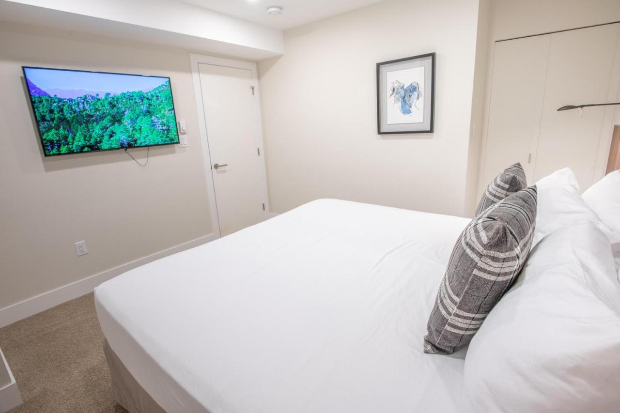 Holiday home Pinnacle Ridge 23 - In Out, Newly Renovated, Private Hot Tub, Gas Fireplace *
