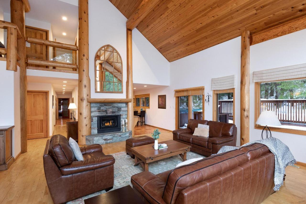 Falcon's Nest | Classic Log W/ Village Parking, Hot Tub, & Fireplace Whistler