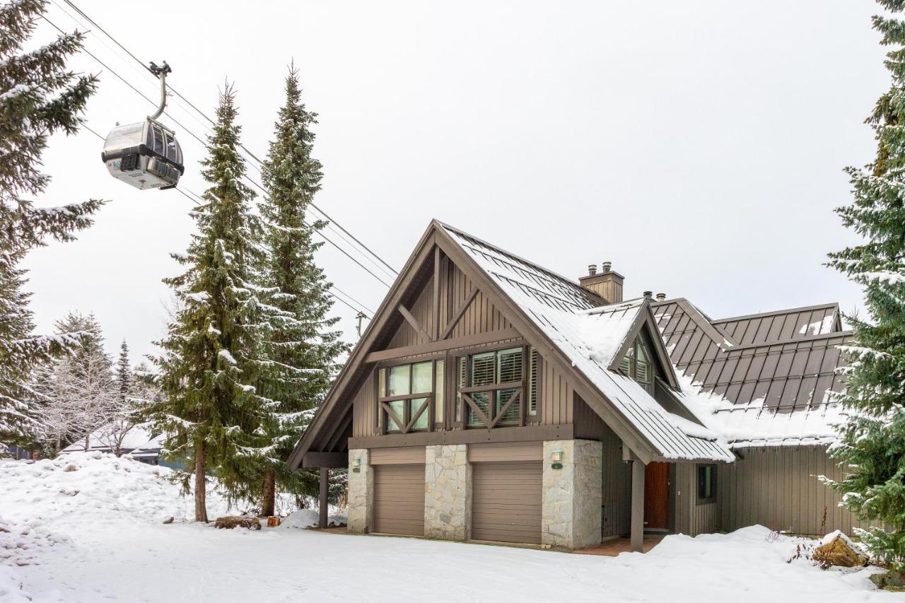 Pinnacle Ridge 21 | Family Townhome W/ Prime Access, Hot Tub, 2 Living & Fireplace Whistler