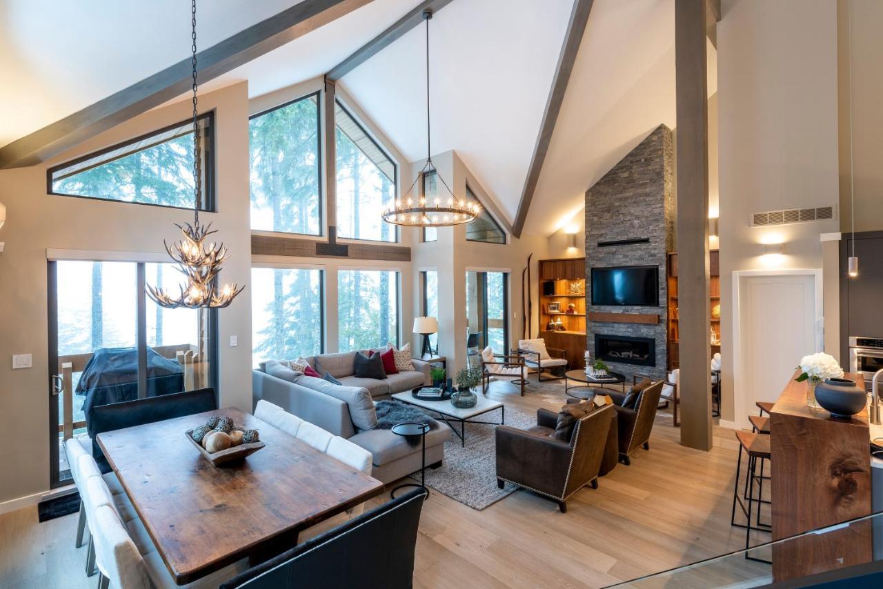 Luxury In Out Townhome With Expansive Mountain Views Holiday home