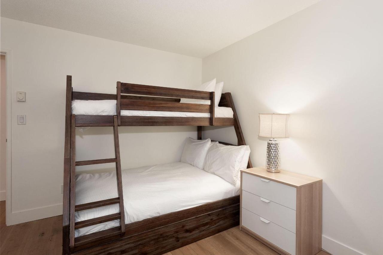 Woodrun 518 | Ski-in, Ski-out, Hot Tub, Heated Pool, Parking