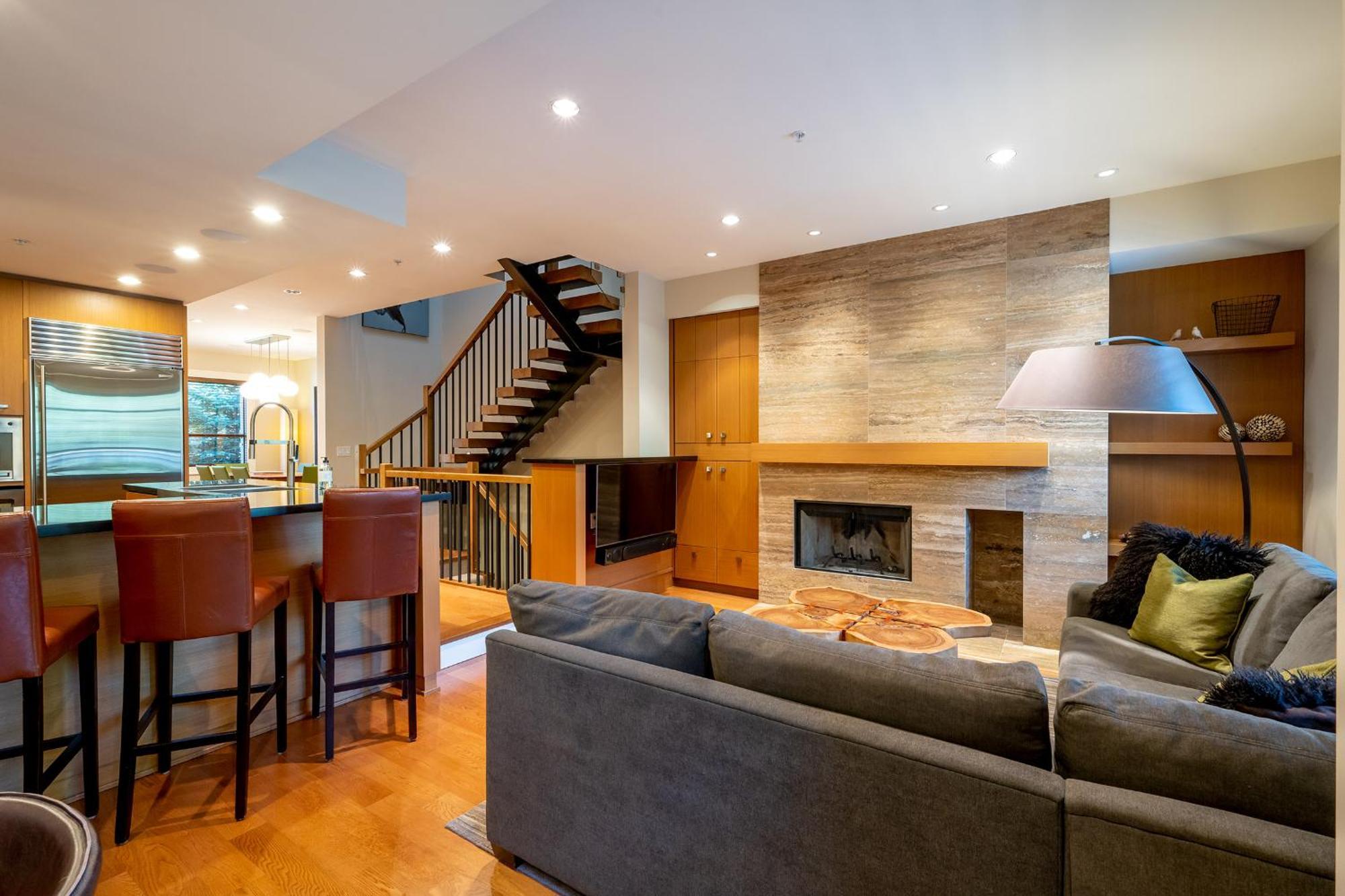 West Coast Style 4-bedroom, 3-bathroom, Mountain View Townhome Whistler