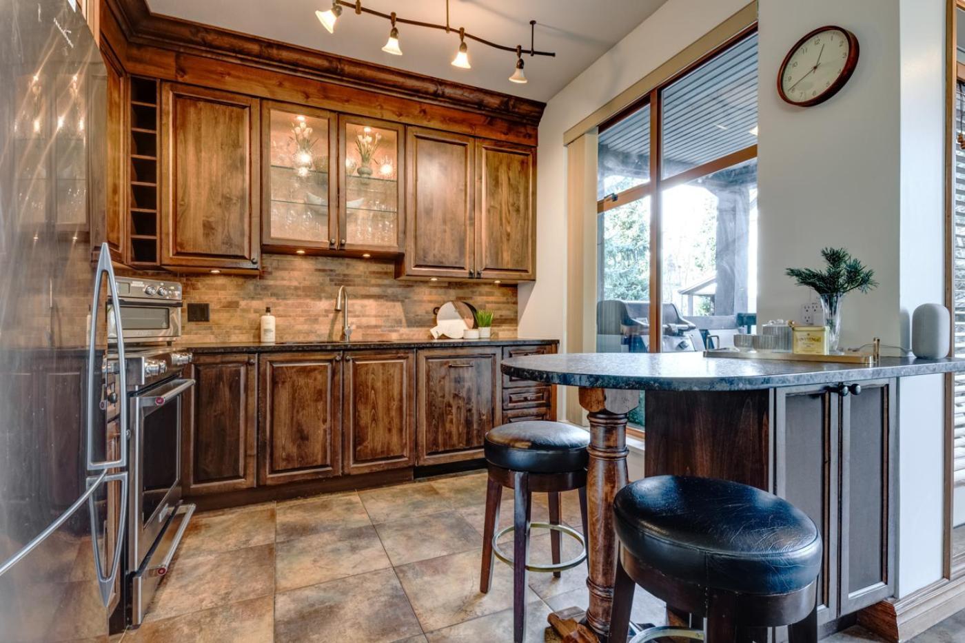 Apartment 2br With Prime Amenities