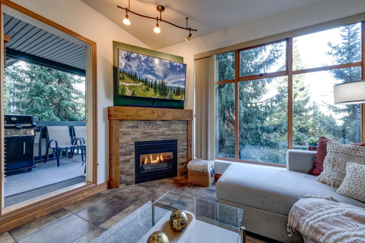 2br With Prime Amenities Apartment *