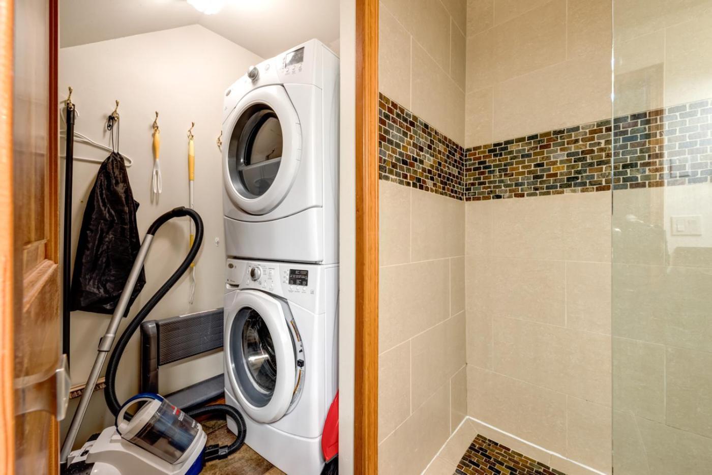 2br With Prime Amenities Apartment *