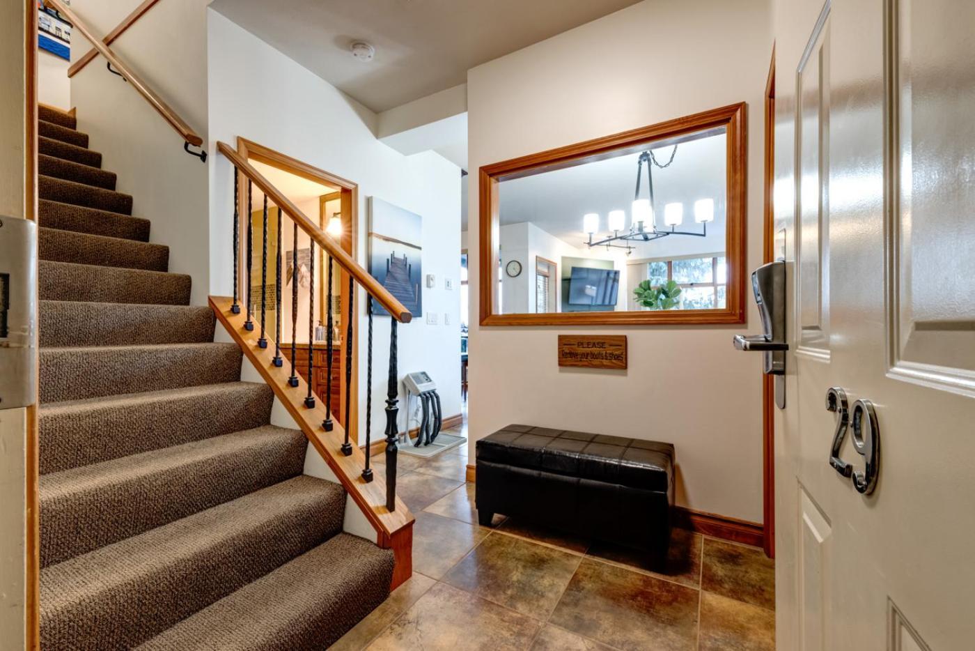 2br With Prime Amenities