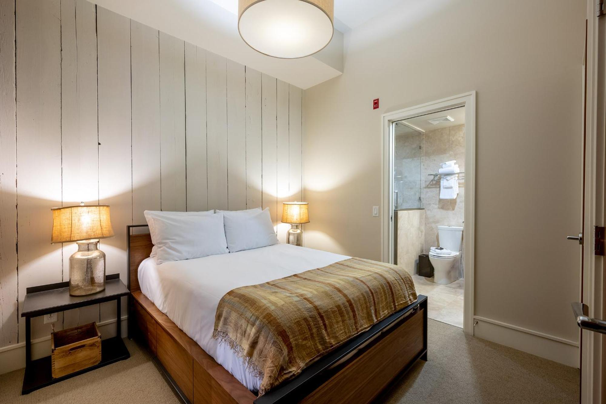 Holiday home West Coast Style 4-bedroom, 3-bathroom, Mountain View Townhome Whistler