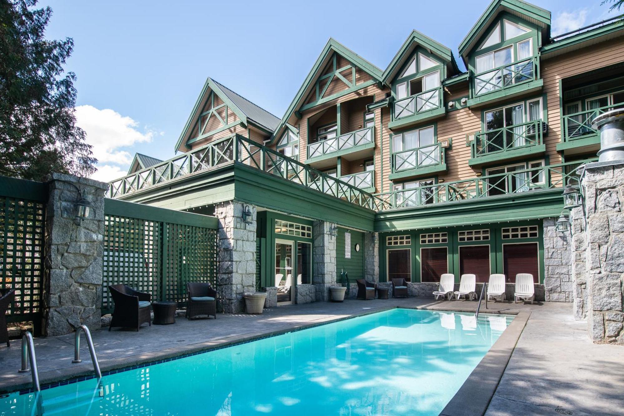 Pinnacle 3* Whistler